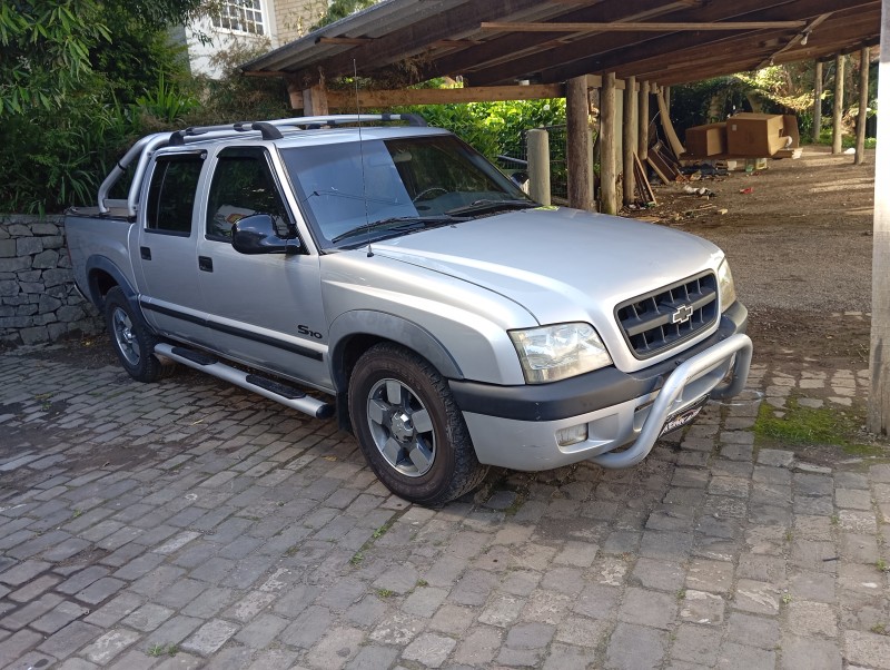 S10 2.8 4X2 CD 12V TURBO INTERCOOLER DIESEL 4P MANUAL - 2003 - CAXIAS DO SUL