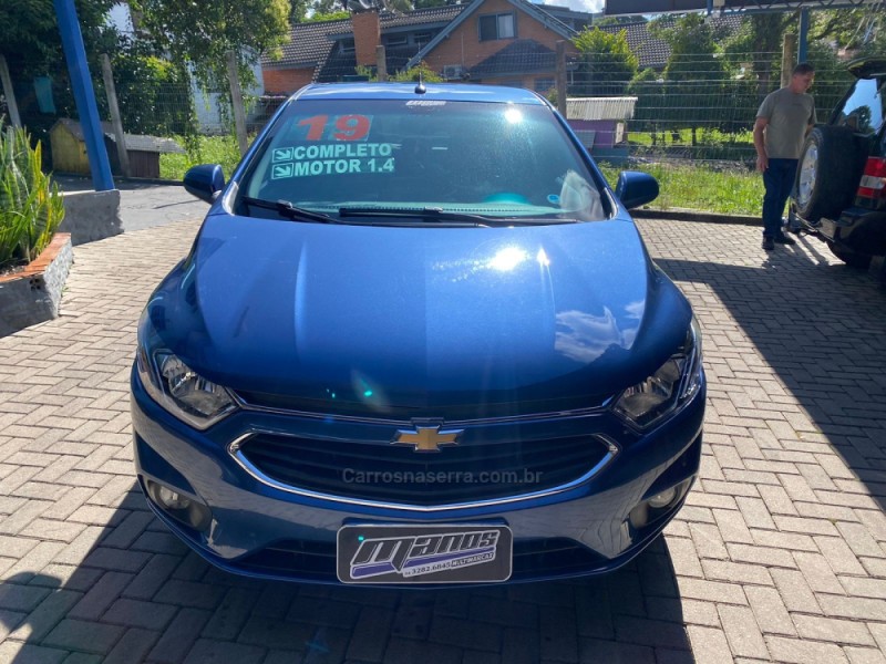 ONIX 1.4 MPFI LTZ 8V FLEX 4P MANUAL - 2019 - CANELA