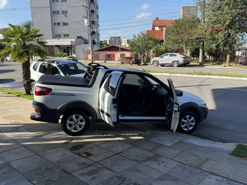 STRADA 1.4 FREEDOM CD 8V FLEX 3P MANUAL - 2019 - FARROUPILHA