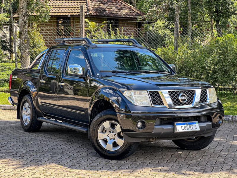 frontier 2.5 le 4x4 cd turbo eletronic diesel 4p automatico 2013 canela