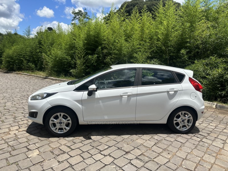 FIESTA 1.6 SEL HATCH 16V FLEX 4P MANUAL - 2017 - NOVA PRATA