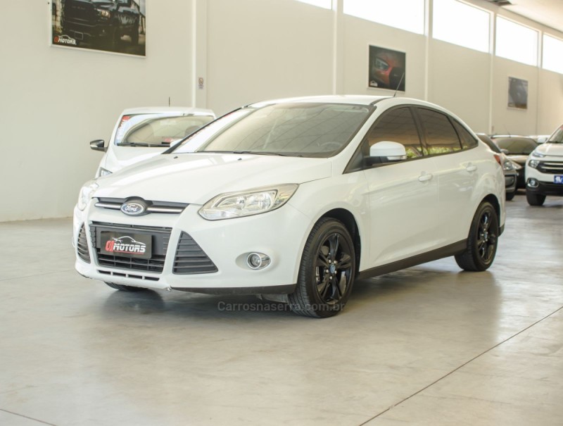 focus 2.0 se fastback 16v flex 4p automatico 2015 novo hamburgo