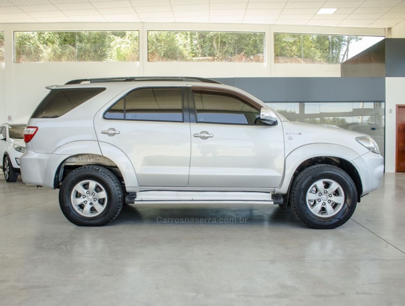 HILUX SW4 3.0 SRV 4X4 16V TURBO INTERCOOLER DIESEL 4P MANUAL - 2006 - NOVO HAMBURGO