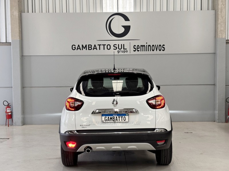 CAPTUR 1.6 16V INTENSE BOSE FLEX 4P AUTOMÁTICO - 2018 - BENTO GONçALVES