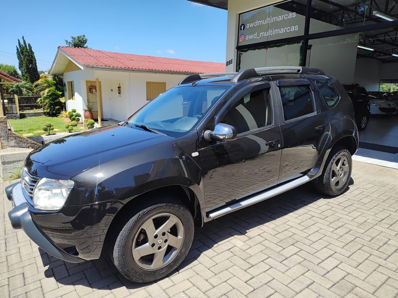 DUSTER 1.6 DYNAMIQUE 4X2 16V FLEX 4P MANUAL - 2014 - LAJEADO