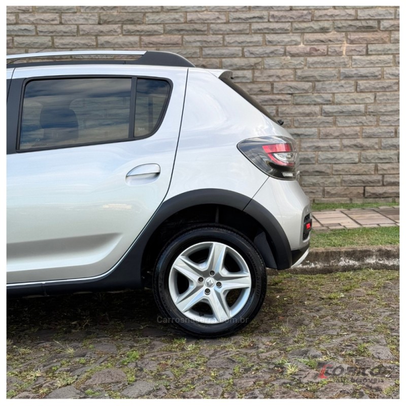 SANDERO 1.6 STEPWAY ZEN 16V FLEX 4P MANUAL - 2021 - CAMPO BOM