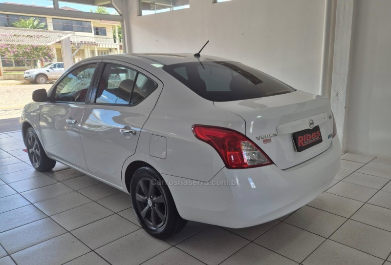 VERSA 1.6 16V FLEX SV 4P MANUAL - 2013 - NãO-ME-TOQUE