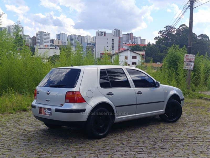 GOLF 1.6 8V GASOLINA 4P MANUAL - 2000 - CAXIAS DO SUL