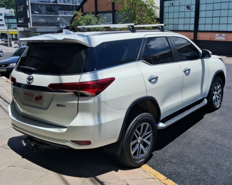 HILUX SW4 2.8 SRX 4X4 7 LUGARES 16V TURBO INTERCOOLER DIESEL 4P AUTOMÁTICO - 2018 - FLORES DA CUNHA