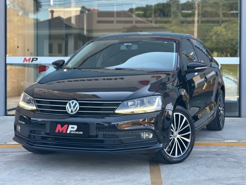 JETTA 1.4 16V TSI COMFORTLINE GASOLINA 4P TIPTRONIC - 2017 - TUPANDI