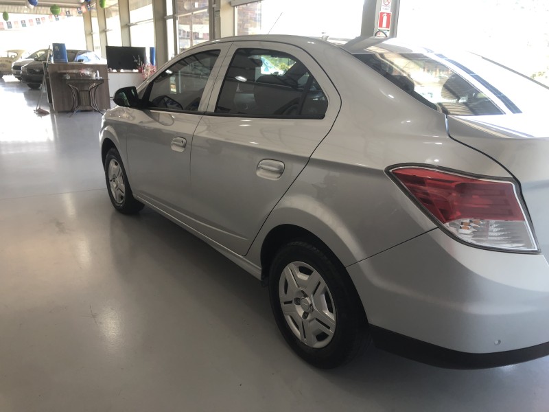 PRISMA 1.0 MPFI LT 8V FLEX 4P MANUAL - 2014 - VALE REAL