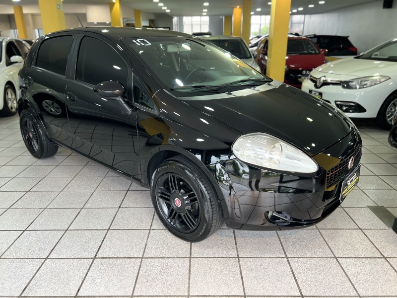 PUNTO 1.8 HLX 8V FLEX 4P MANUAL - 2010 - CAXIAS DO SUL