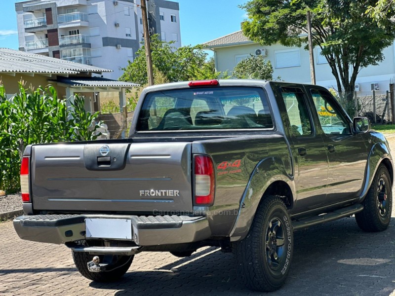 FRONTIER 2.5 SE 4X4 CD TURBO ELETRONIC DIESEL 4P MANUAL - 2003 - IVOTI