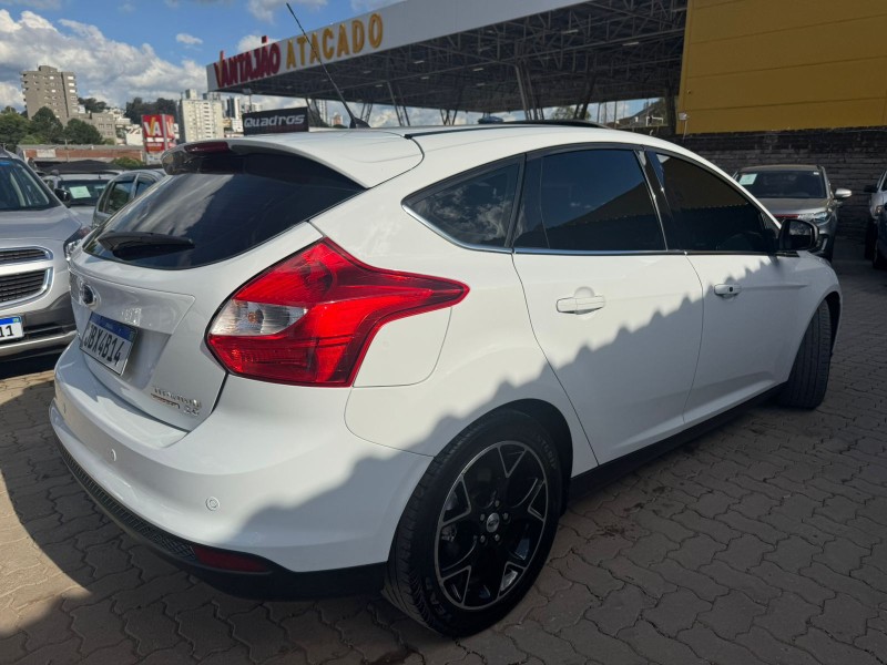 FOCUS 2.0 TITANIUM PLUS HATCH 16V FLEX 4P AUTO - 2014 - CAXIAS DO SUL