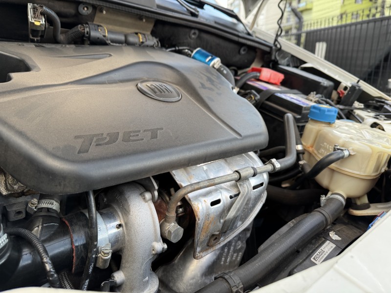 LINEA 1.4 MPI T-JET 16V TURBO GASOLINA 4P MANUAL - 2010 - CAXIAS DO SUL