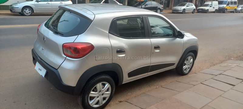 KWID 1.0 12V SCE FLEX ZEN MANUAL - 2020 - ESTRELA