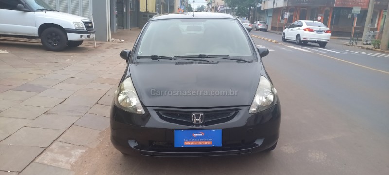 FIT  - 2004 - ESTRELA