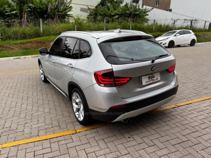 X1 3.0 28I 4X2 24V GASOLINA 4P AUTOMÁTICO - 2011 - FELIZ