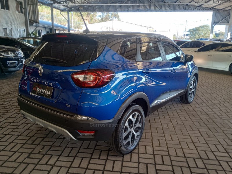 CAPTUR 1.3 INTENSE TURBO 16V FLEX 5P AUTOMÁTICO - 2022 - CAXIAS DO SUL