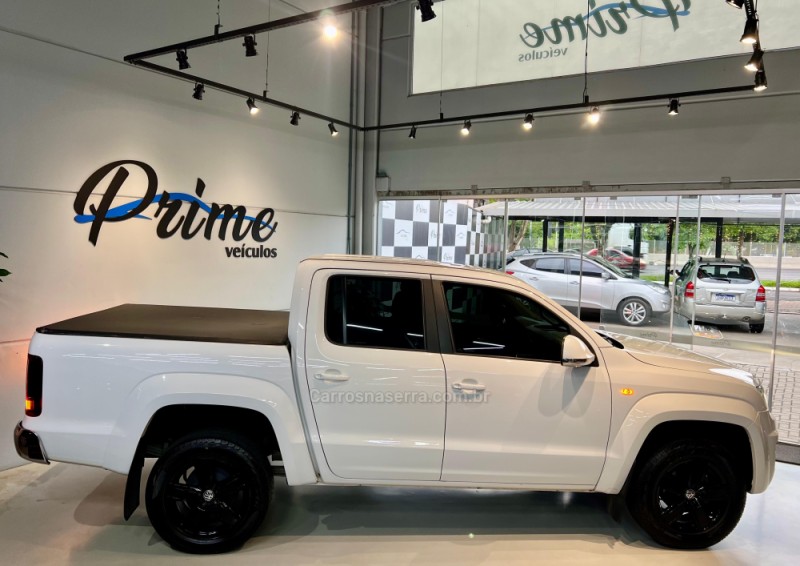 AMAROK 2.0 HIGHLINE 4X4 CD 16V TURBO INTERCOOLER DIESEL 4P AUTOMÁTICO - 2019 - ESTâNCIA VELHA