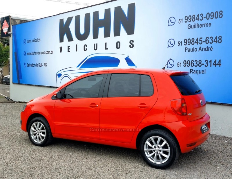 FOX 1.0 MI TREND 8V FLEX 4P MANUAL - 2014 - SALVADOR DO SUL