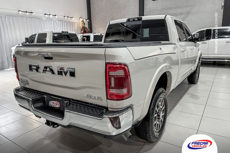 3500 LARAMIE 6.7 LONGHORN CD 4X4 TURBO DIESEL 4P AUTOMÁTICA - 2022 - SARANDI