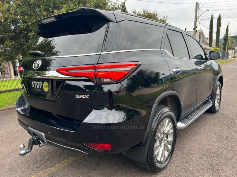 HILUX SW4 2.8 SRX 4X4 7 LUGARES 16V TURBO INTERCOOLER DIESEL 4P AUTOMÁTICO - 2023 - DOIS IRMãOS