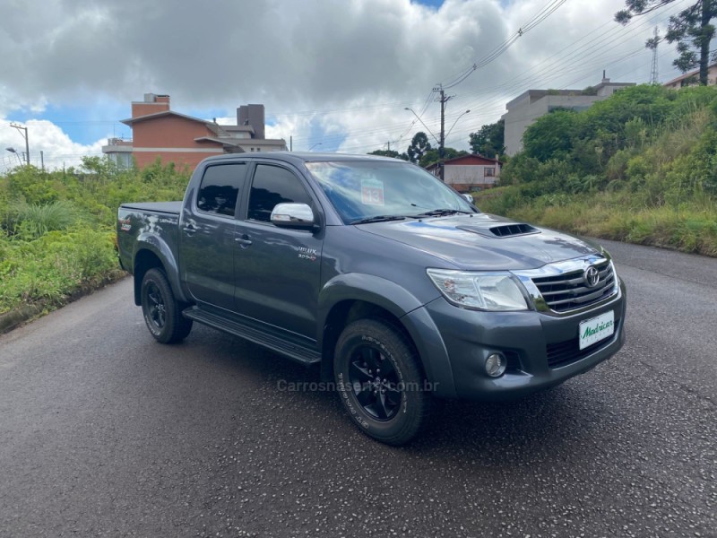 HILUX 3.0 SRV 4X4 CD 16V TURBO DIESEL 4P MANUAL - 2013 - FLORES DA CUNHA