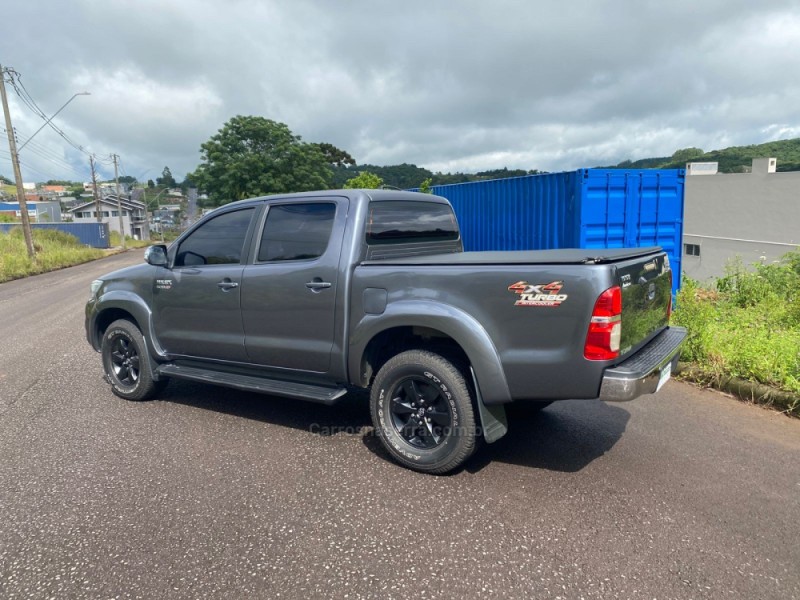 HILUX 3.0 SRV 4X4 CD 16V TURBO DIESEL 4P MANUAL - 2013 - FLORES DA CUNHA