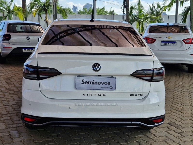 VIRTUS 1.4 250 TSI 16V EXCLUSIVE FLEX 4P AUTOMÁTICO - 2024 - LAJEADO