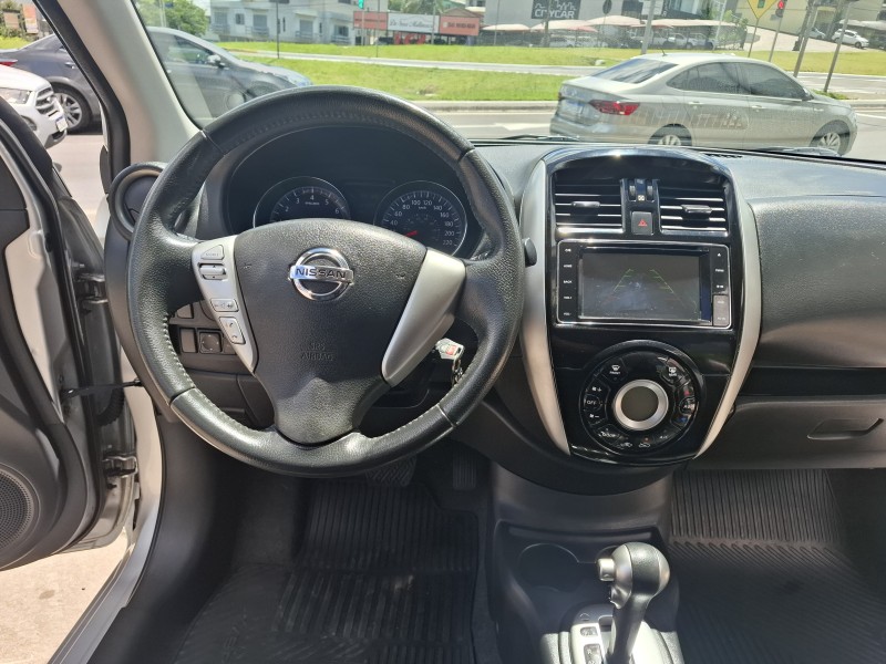 VERSA 1.6 16V FLEX SL 4P XTRONIC - 2018 - FARROUPILHA