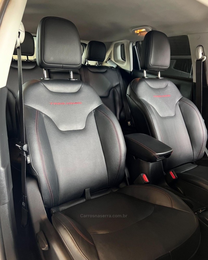 COMPASS 2.0 16V DIESEL TRAILHAWK 4X4 AUTOMÁTICO - 2018 - PASSO FUNDO