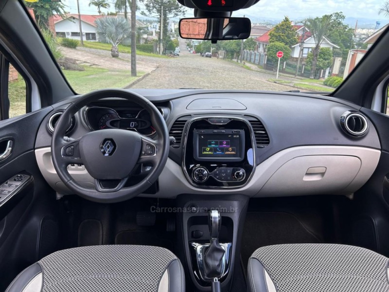 CAPTUR 1.6 16V INTENSE BOSE FLEX 4P AUTOMÁTICO - 2020 - VENâNCIO AIRES