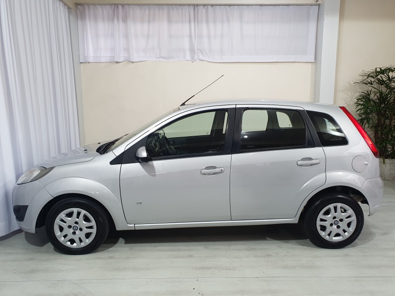 FIESTA 1.6 ROCAM SE 8V FLEX 4P MANUAL - 2014 - BENTO GONçALVES