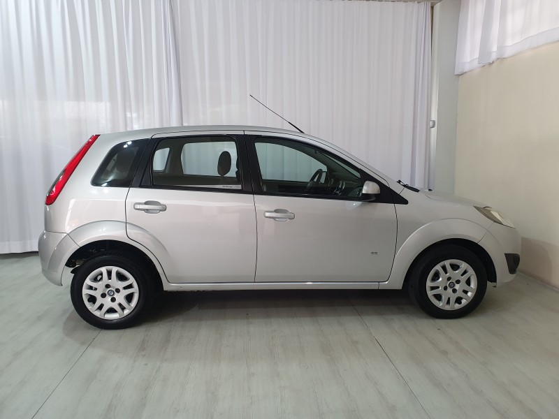 FIESTA 1.6 ROCAM SE 8V FLEX 4P MANUAL - 2014 - BENTO GONçALVES