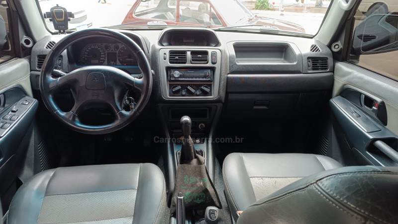 PAJERO TR4 2.0 4X4 16V 131CV GASOLINA 4P MANUAL - 2005 - FLORES DA CUNHA