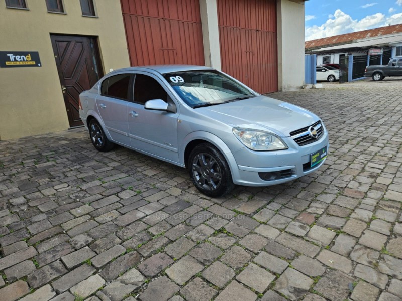 VECTRA 2.0 MPFI ELEGANCE 8V FLEX 4P MANUAL - 2009 - VERANóPOLIS