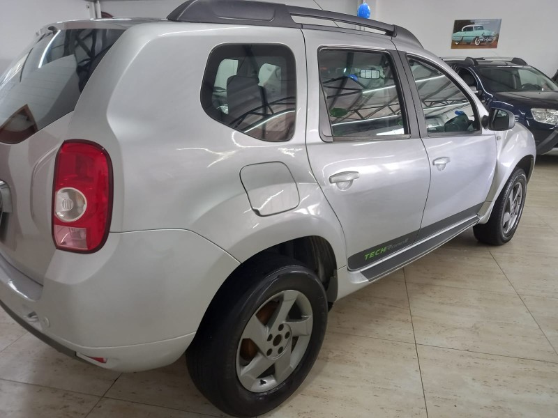 DUSTER 2.0 DYNAMIQUE 4X4 16V FLEX 4P MANUAL - 2015 - CAXIAS DO SUL