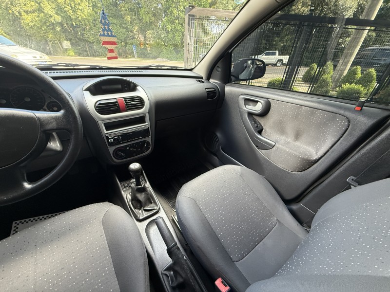 CORSA 1.4 MPFI PREMIUM SEDAN 8V FLEX 4P MANUAL - 2009 - NOVA PETRóPOLIS