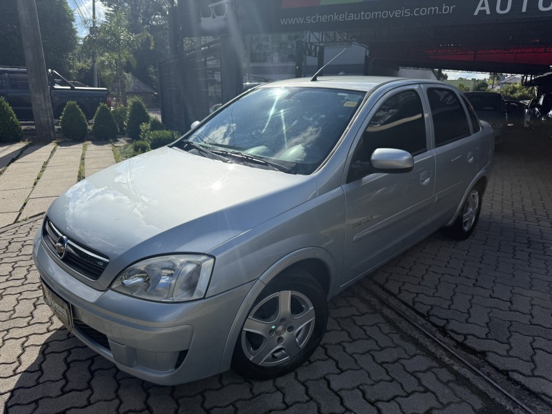 CORSA 1.4 MPFI PREMIUM SEDAN 8V FLEX 4P MANUAL