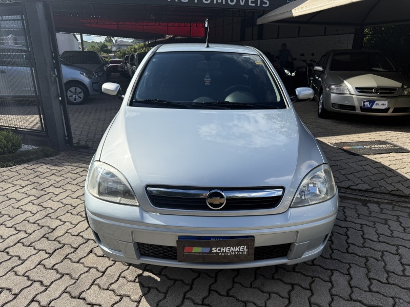 CORSA 1.4 MPFI PREMIUM SEDAN 8V FLEX 4P MANUAL - 2009 - NOVA PETRóPOLIS