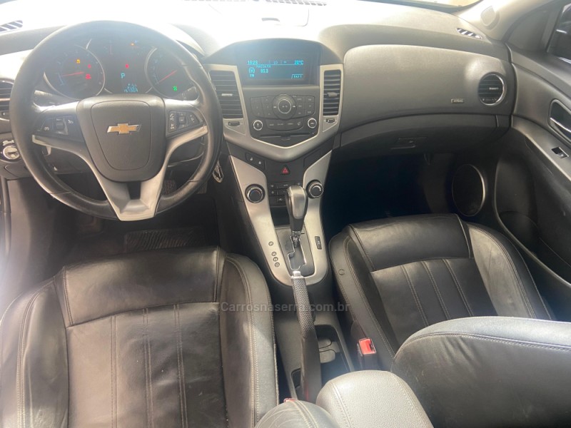 CRUZE 1.8 LT 16V FLEX 4P AUTOMÁTICO - 2012 - CANELA