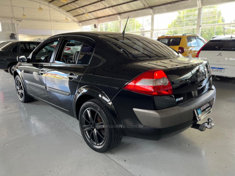 MÉGANE 1.6 DYNAMIQUE 16V FLEX 4P MANUAL - 2009 - CAXIAS DO SUL