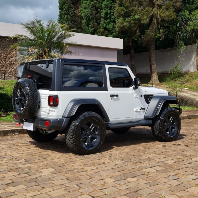 WRANGLER 3.6 SPORT 4X4 V6 12V GASOLINA 2P AUTOMÁTICO - 2018 - LAGOA VERMELHA