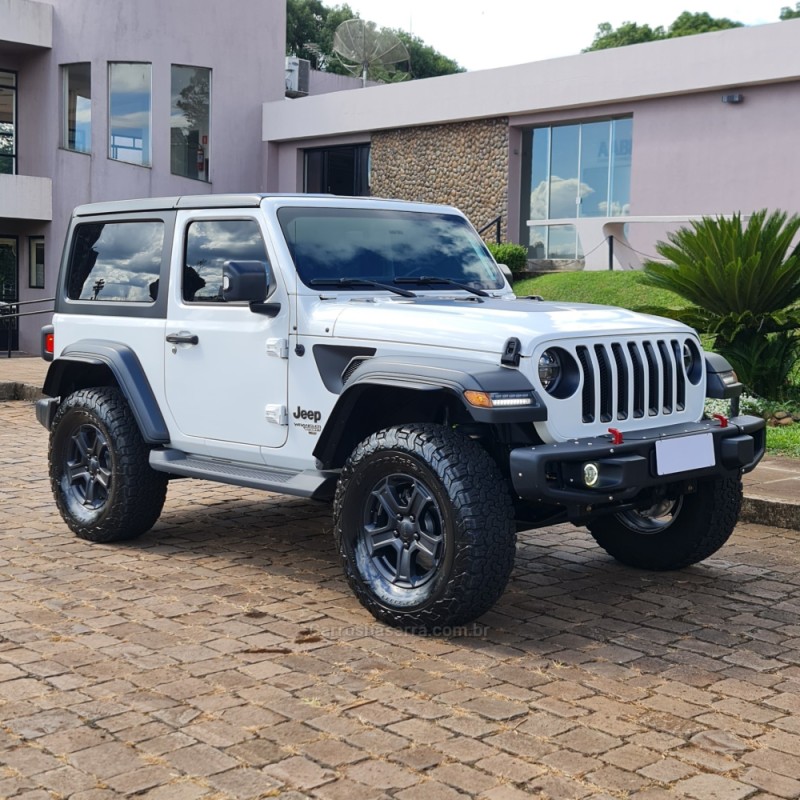 WRANGLER 3.6 SPORT 4X4 V6 12V GASOLINA 2P AUTOMÁTICO - 2018 - LAGOA VERMELHA