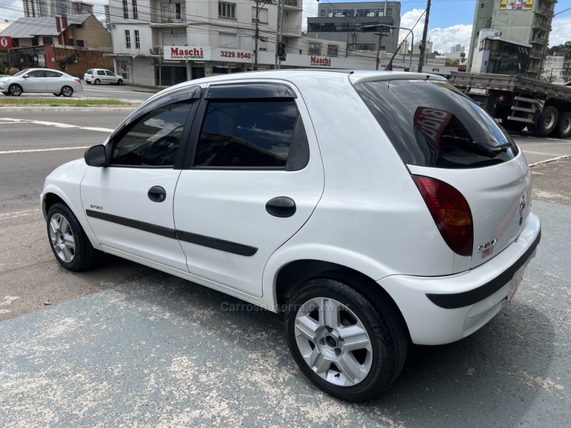 CELTA 1.0 MPFI VHC SPIRIT 8V GASOLINA 4P MANUAL - 2005 - CAXIAS DO SUL