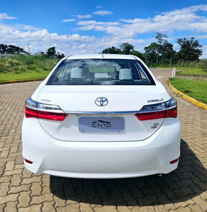 COROLLA 2.0 XEI 16V FLEX 4P AUTOMÁTICO - 2018 - LAJEADO