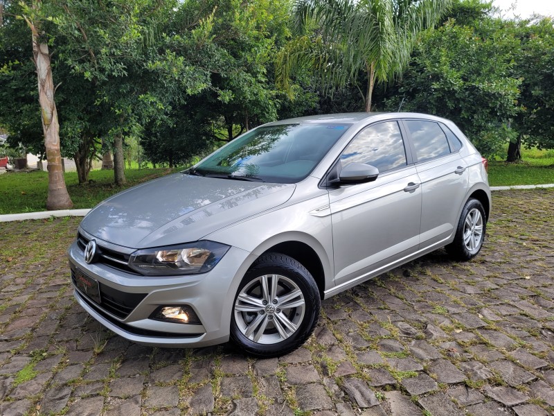 polo 1.0 200 tsi comfortline automatico 2022 carlos barbosa