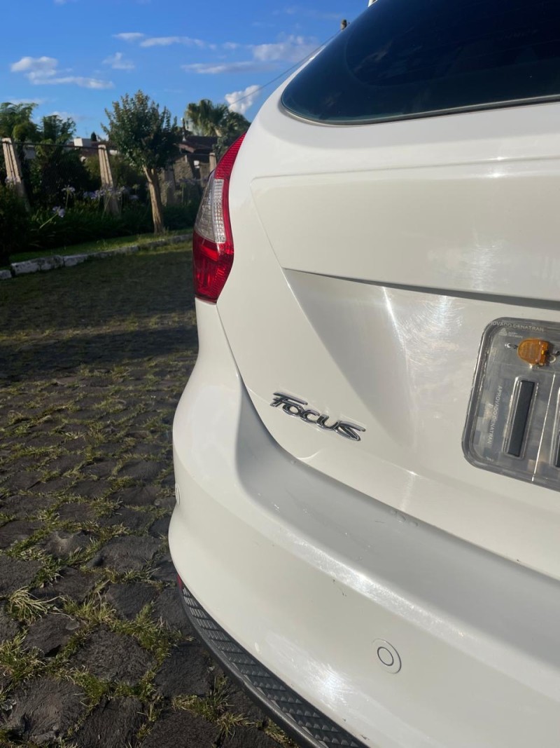 FOCUS 2.0 SE 16V FLEX 4P AUTOMÁTICO - 2015 - FARROUPILHA