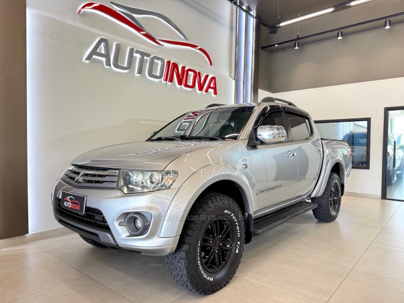 L200 TRITON 3.2 HPE 4X4 CD 16V TURBO INTERCOOLER DIESEL 4P AUTOMÁTICO - 2015 - IVOTI